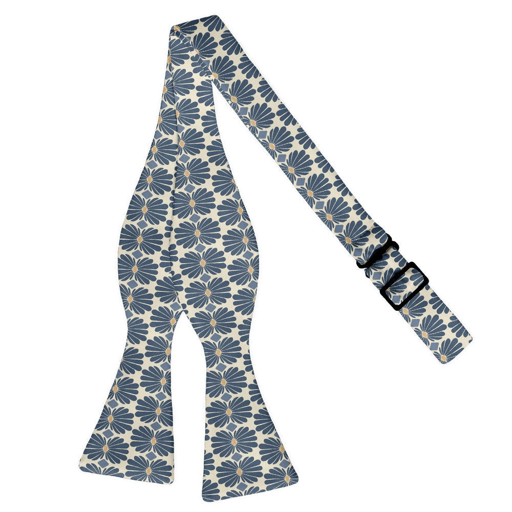 Instastuff Navy Floral Pattern Pre-Tied Bow Tie